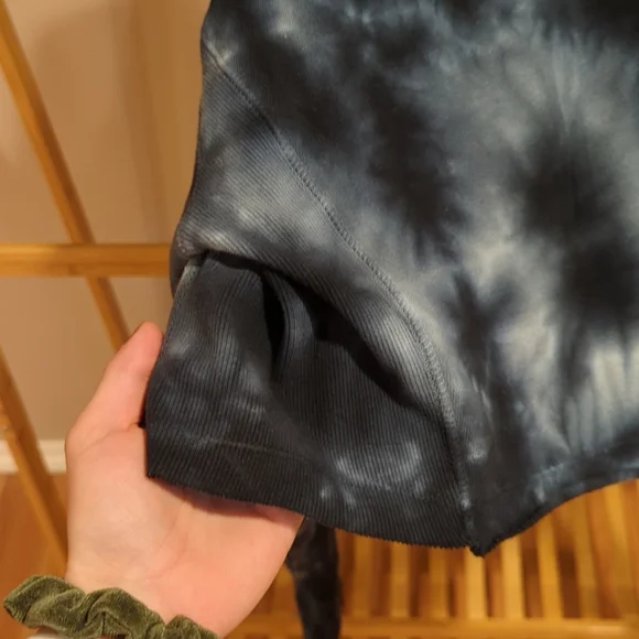 Crop sweater - Picture 2 of 4